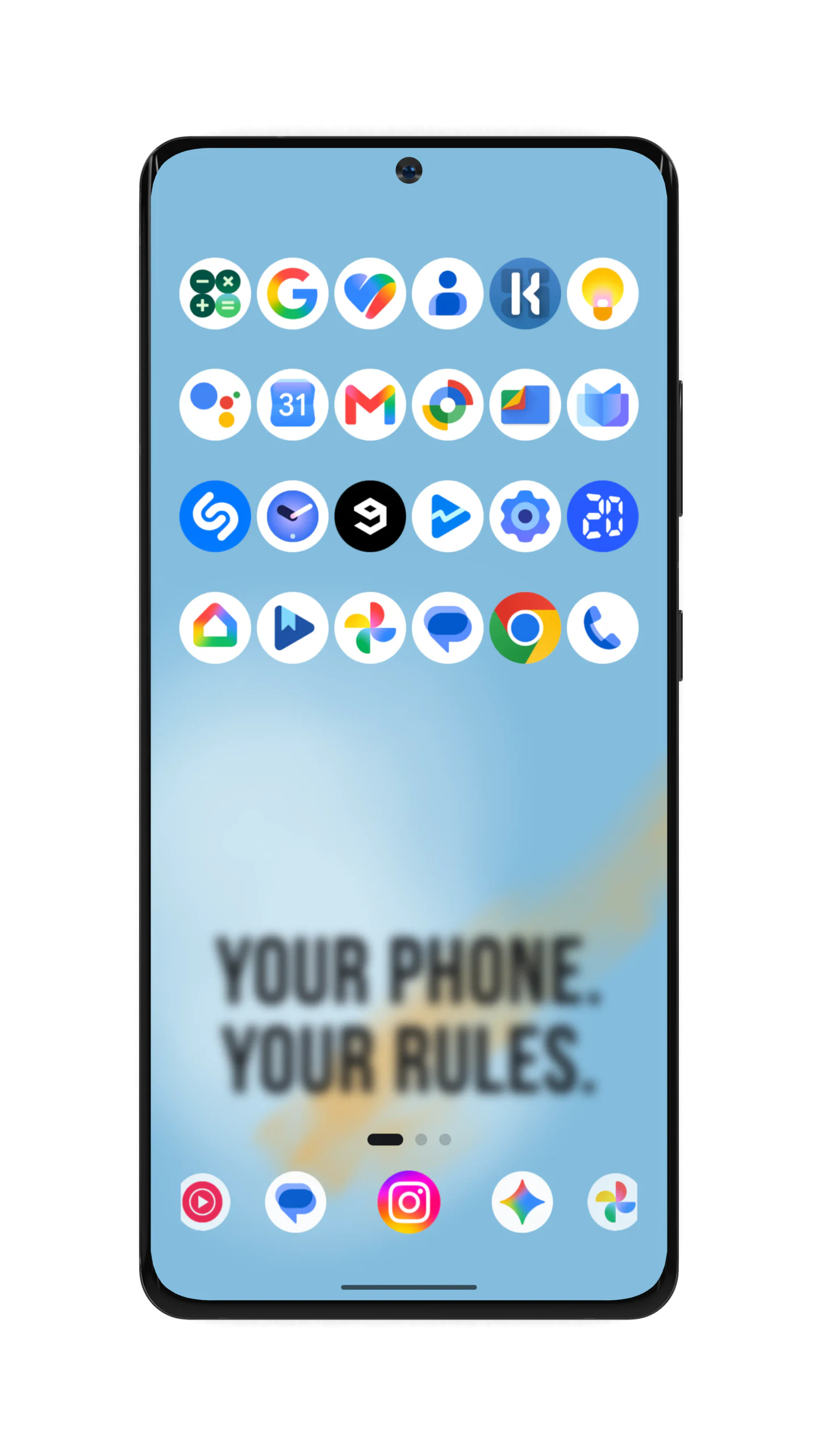 ReversePanda home screen with default app icons